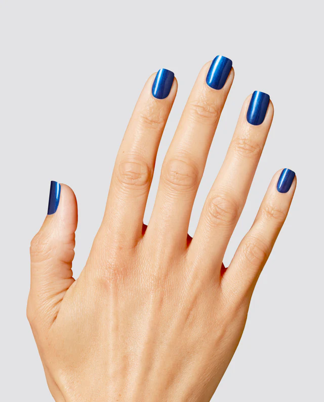 sneak-a-blue_candy_mani